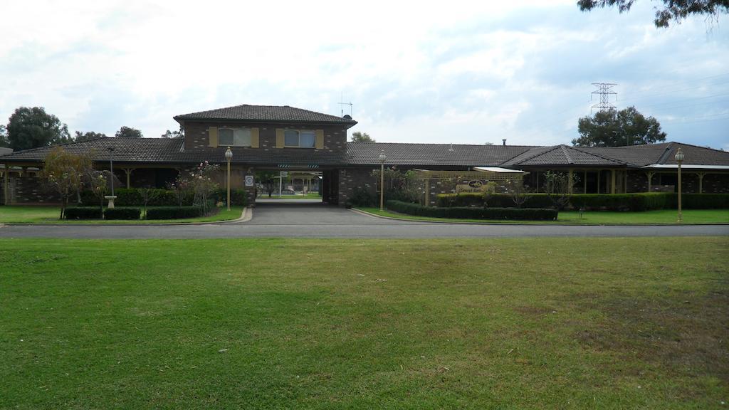 Quality Inn Carriage House Wagga Wagga Exterior foto